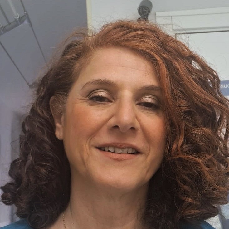 Ritratto di Dott.ssa Maria Curcio, Fisioterapista · Terapista manuale
